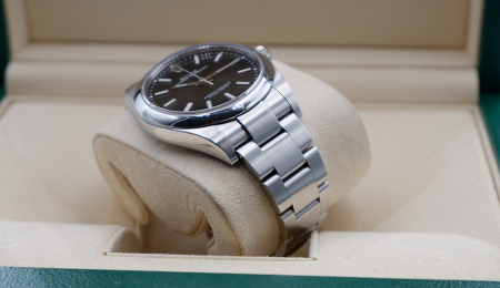Rolex Oyster Perpetual 39mm 114300